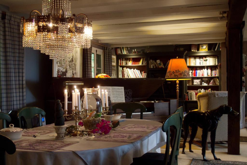 Le Petit Clocher Gite Touristique B & B Saint-Sauveur-des-Monts Екстериор снимка