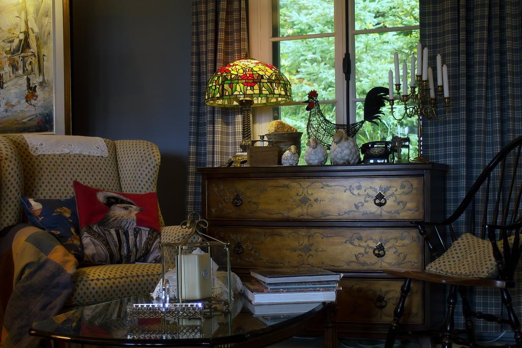 Le Petit Clocher Gite Touristique B & B Saint-Sauveur-des-Monts Екстериор снимка
