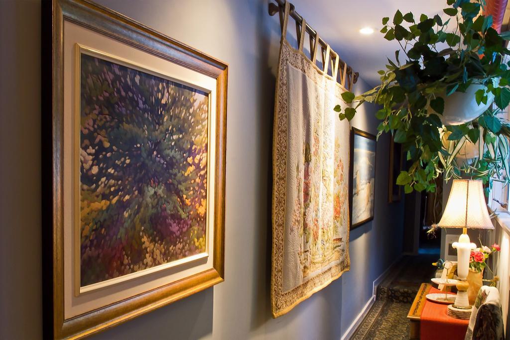 Le Petit Clocher Gite Touristique B & B Saint-Sauveur-des-Monts Екстериор снимка
