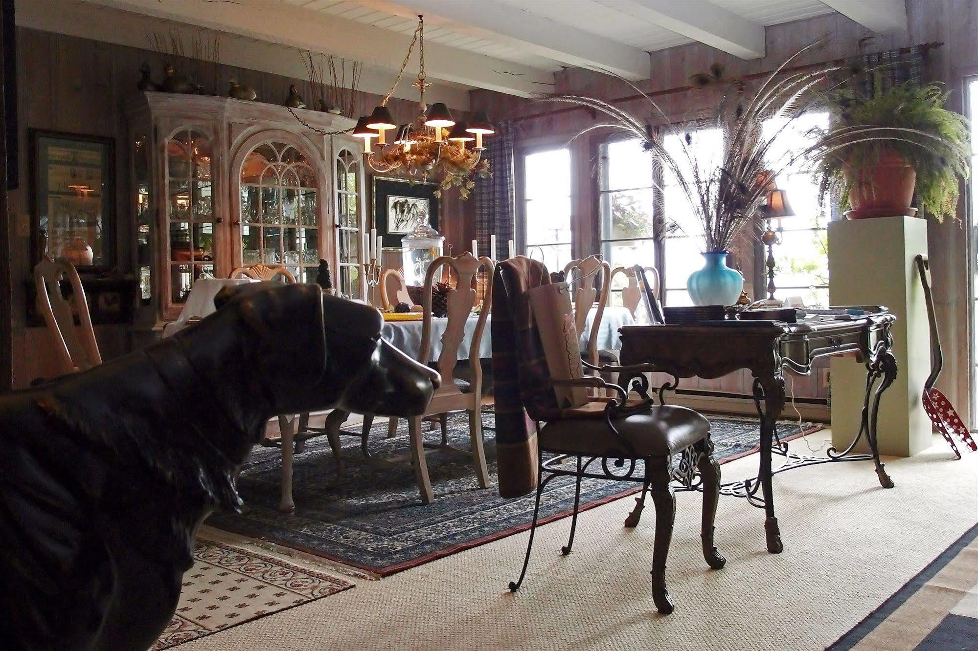 Le Petit Clocher Gite Touristique B & B Saint-Sauveur-des-Monts Екстериор снимка